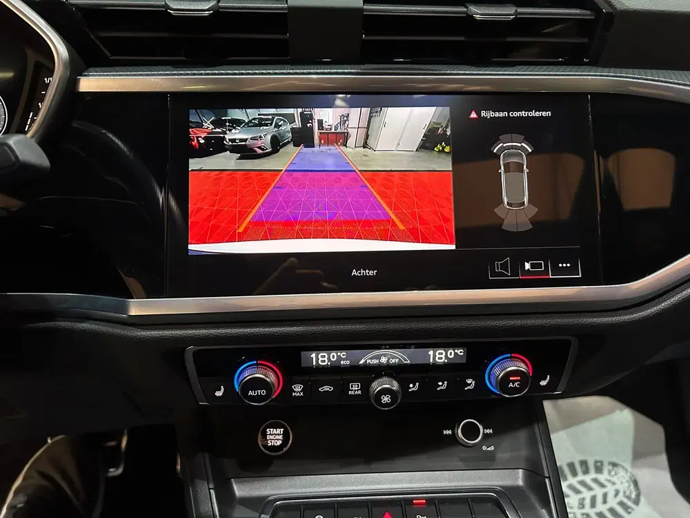 Audi Q3 45 TFSI e S Edition S EDITION uit 2022, foto 11