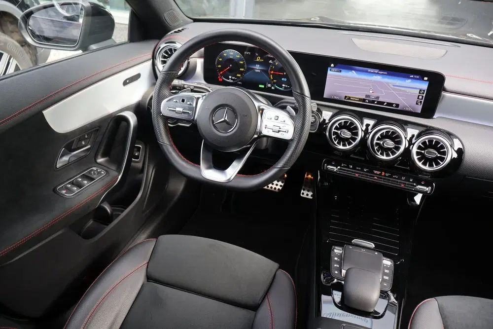 Mercedes-Benz CLA 250 e AMG Line l MBU uit 2023, foto 15