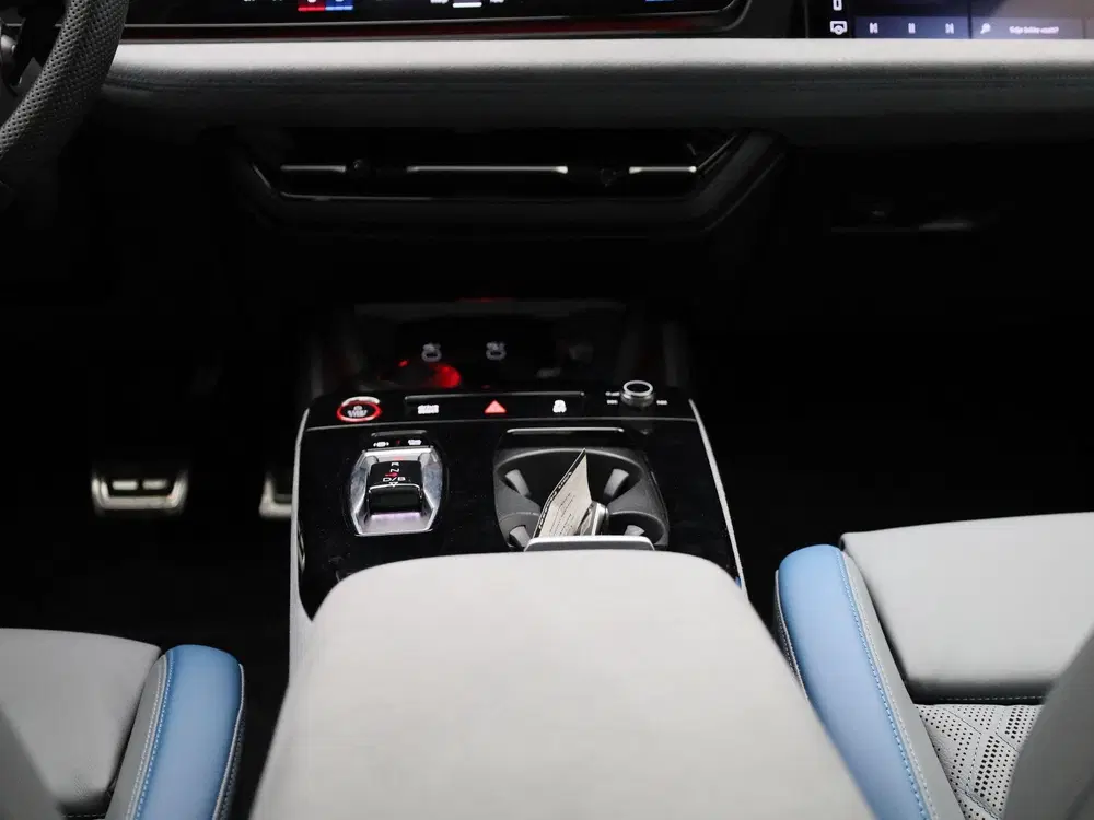 Audi A6 S6 100 kWh 503 PK uit 2024, foto 10