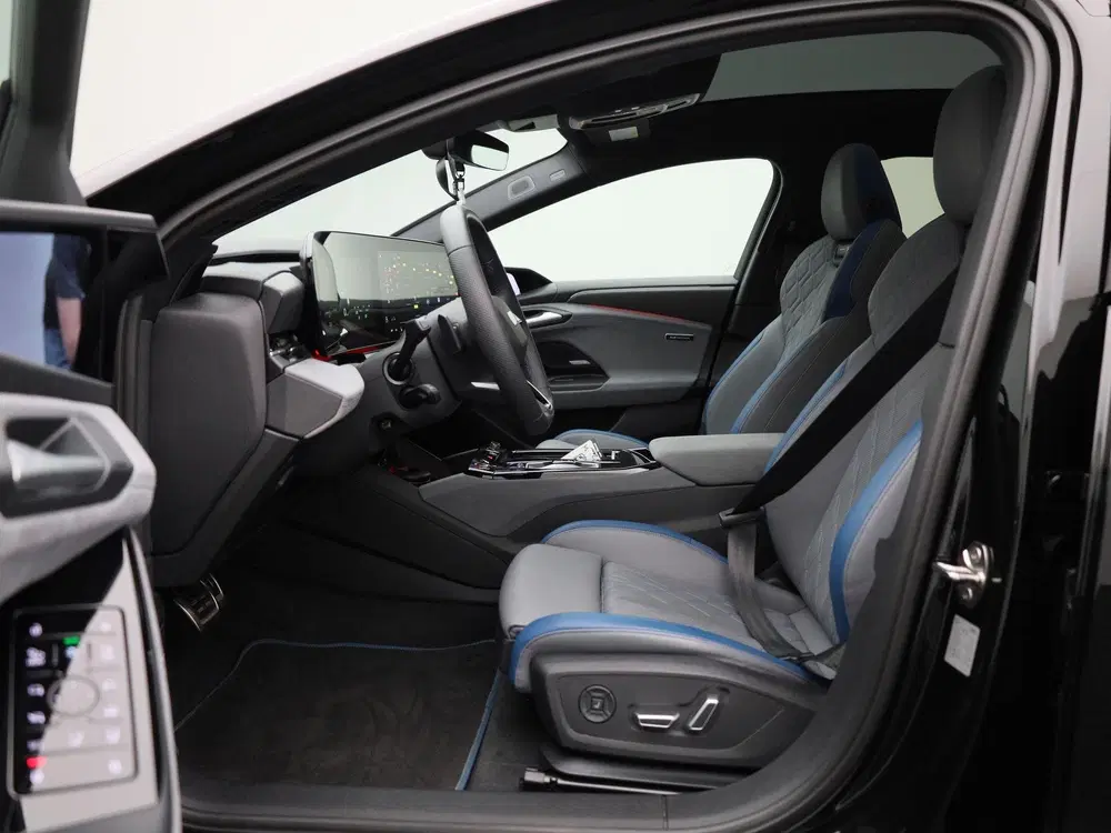 Audi A6 S6 100 kWh 503 PK uit 2024, foto 11