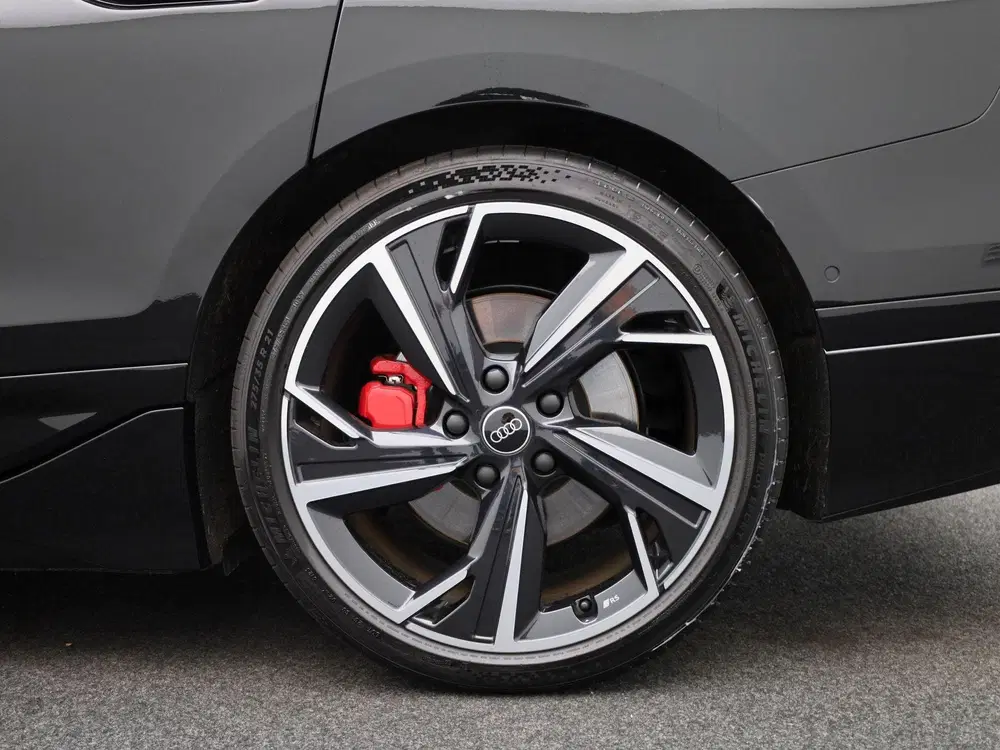 Audi A6 S6 100 kWh 503 PK uit 2024, foto 13