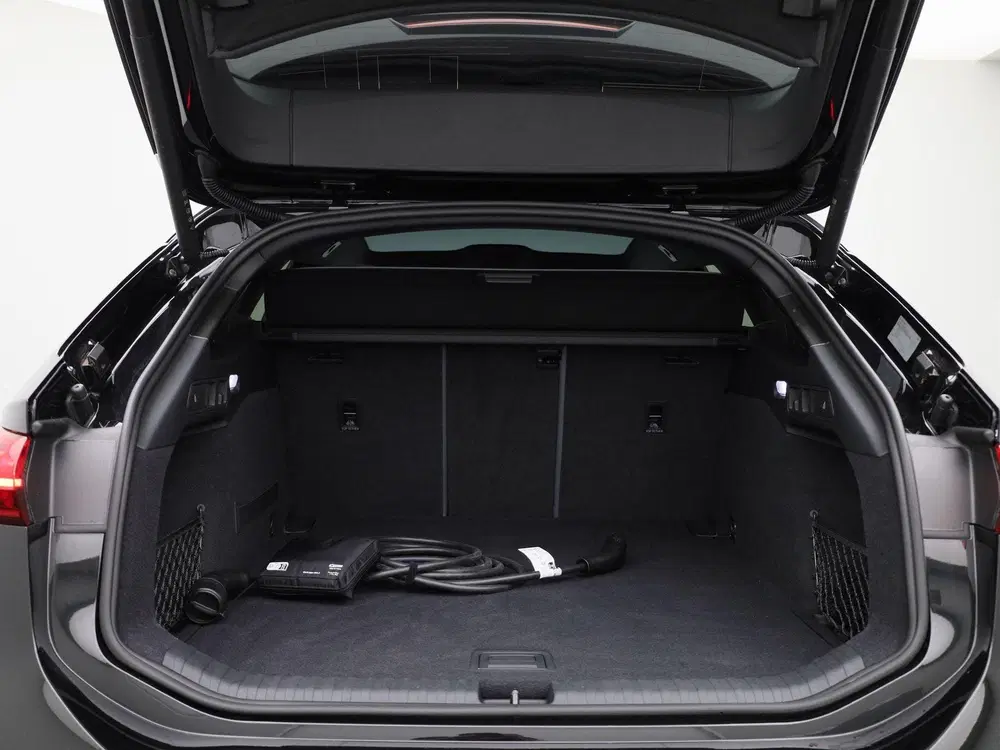 Audi A6 S6 100 kWh 503 PK uit 2024, foto 14