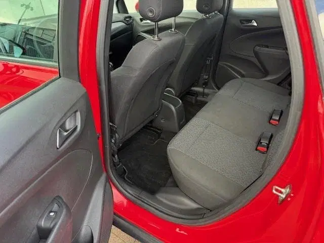 Opel Crossland 1.2 Innovation uit 2019, foto 12