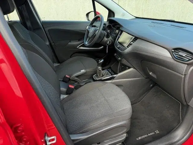 Opel Crossland 1.2 Innovation uit 2019, foto 14