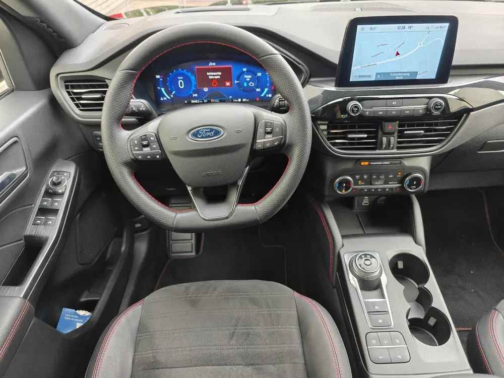 Ford Kuga 2.5 PHEV ST-Line X uit 2023, foto 15