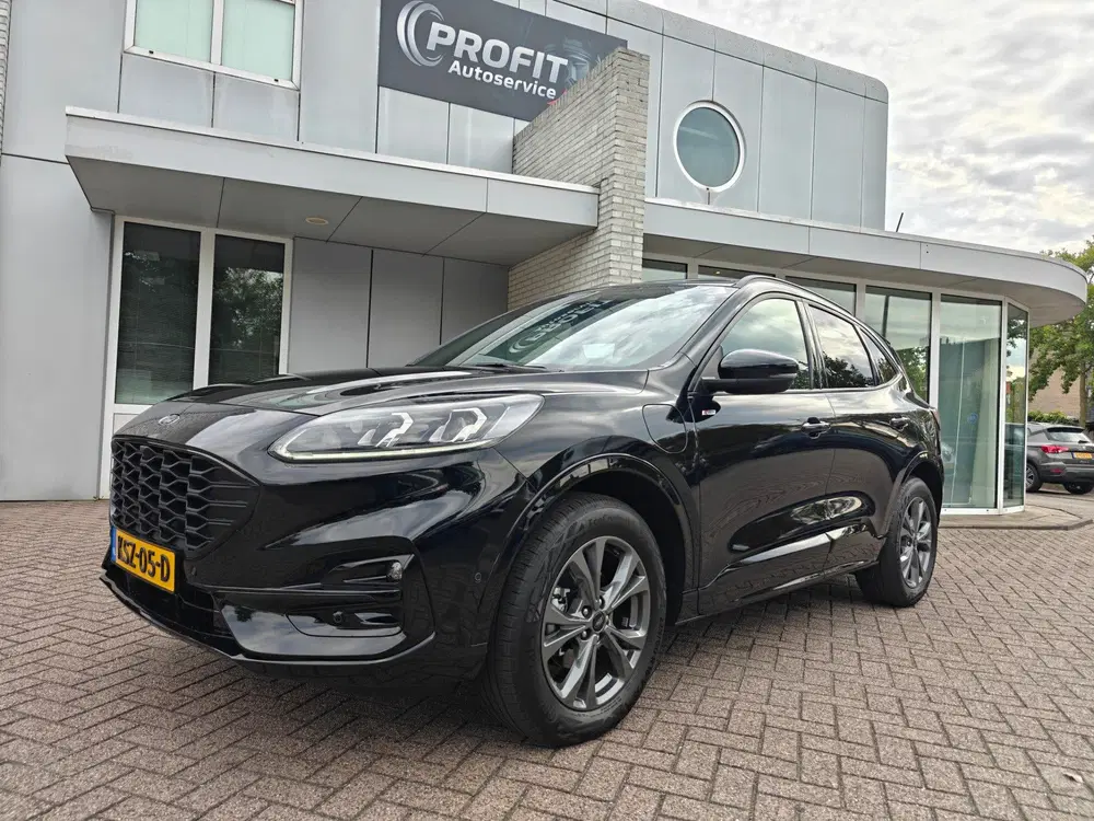 Ford Kuga 2.5 PHEV ST-Line X uit 2023, foto 2