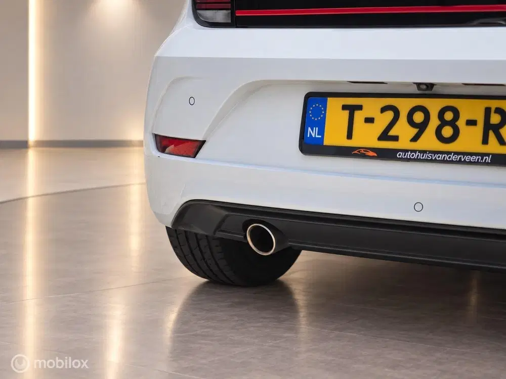 Volkswagen up! 1.0 TSI GTI 116PK Pano uit 2019, foto 9