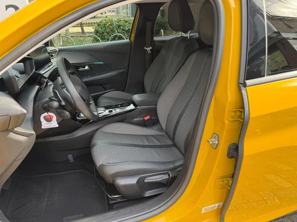 Peugeot 208 1.2 PureTech Allure Pack (bj 2022 uit 2022, foto 14