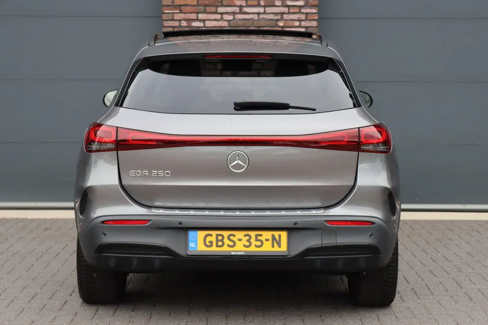 Mercedes-Benz EQA 250 Sport Edition 67 kWh uit 2024, foto 15
