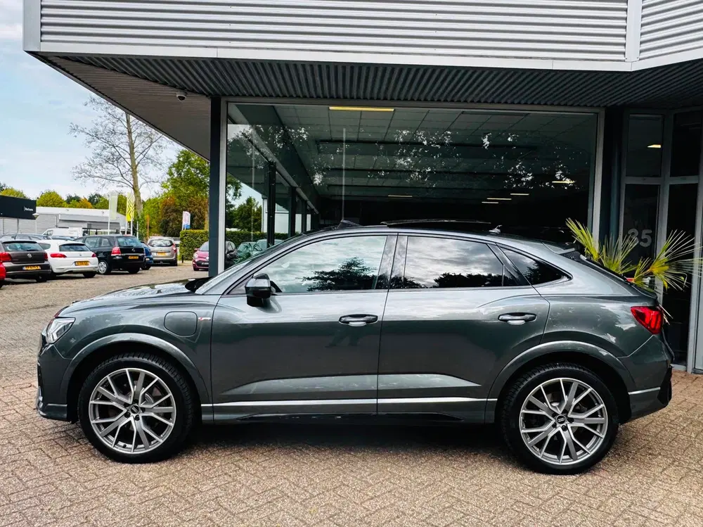 Audi Q3 45 TFSI e S Edition S-Line*Pano*Led uit 2022, foto 3