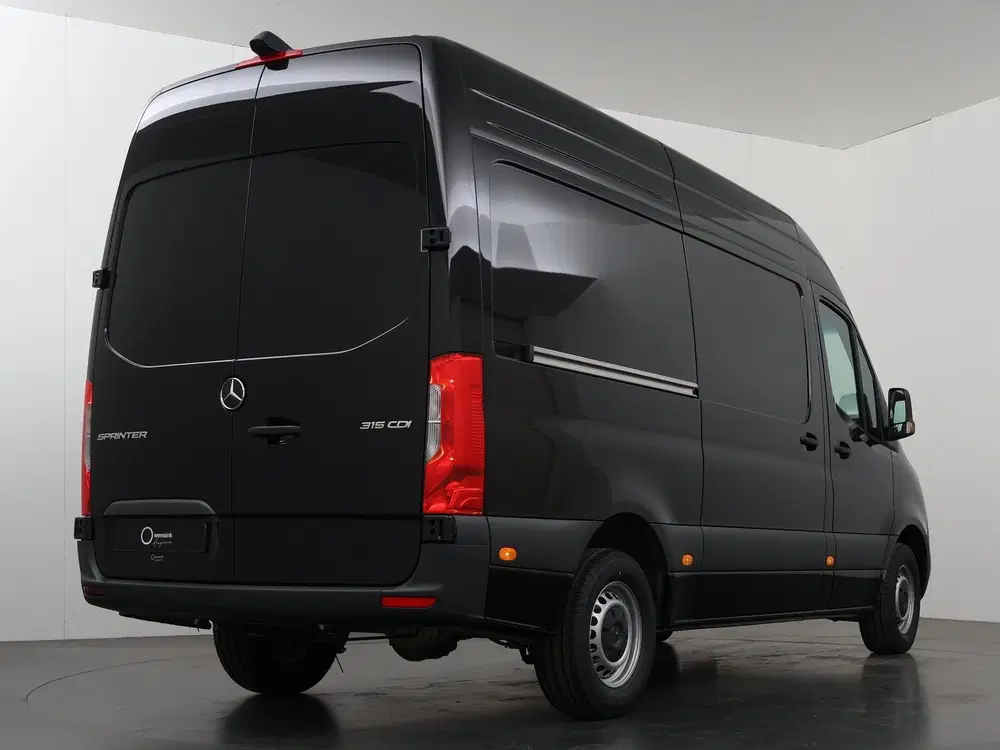 Mercedes-Benz Sprinter 315 CDI uit 2024, foto 3