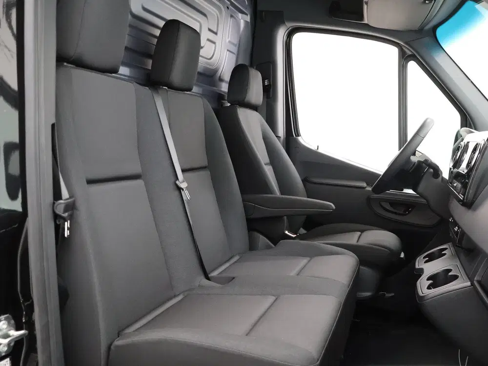 Mercedes-Benz Sprinter 315 CDI uit 2024, foto 9