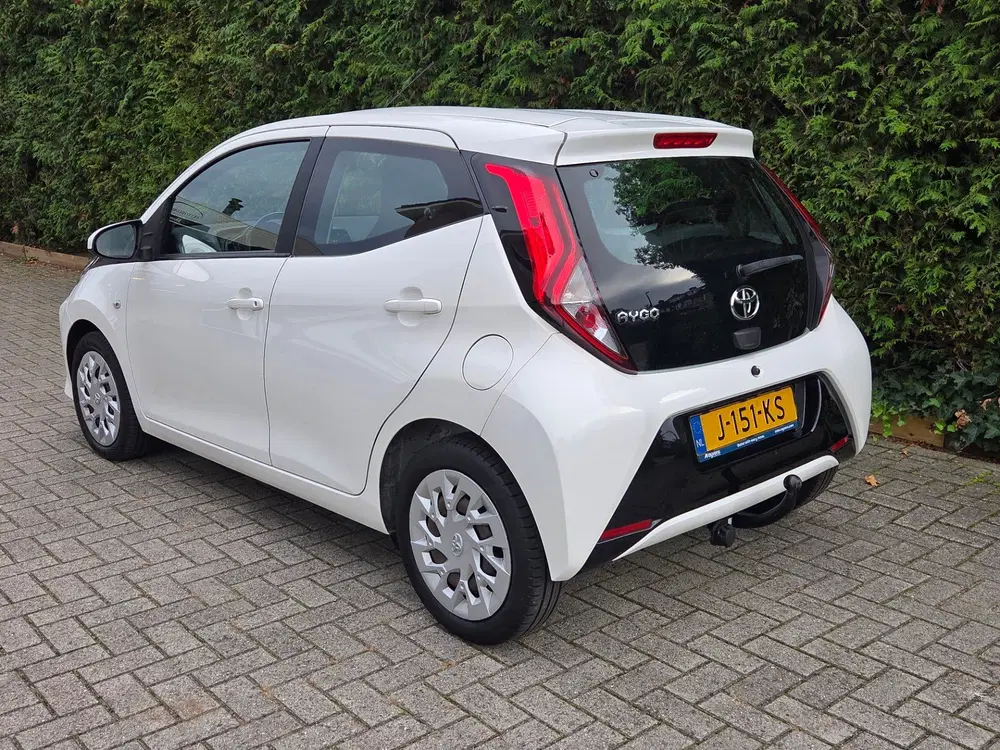 Toyota Aygo 1.0 VVT-i x-play uit 2020, foto 4
