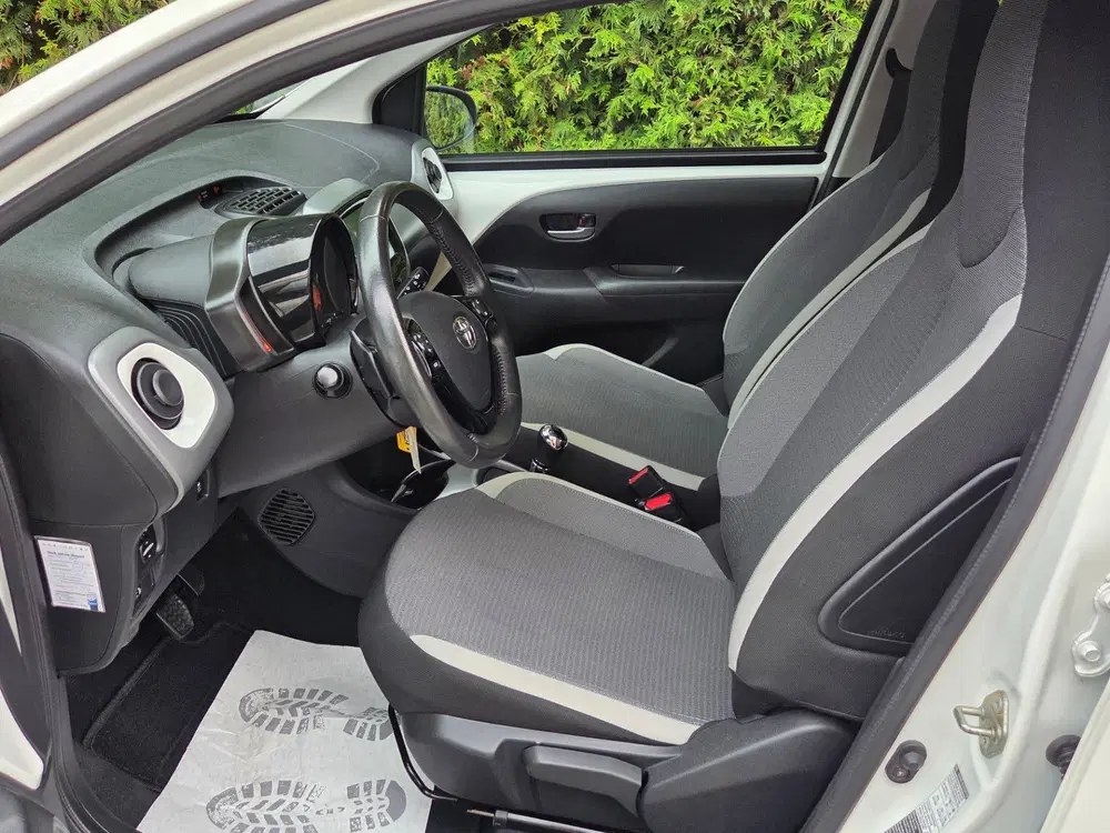 Toyota Aygo 1.0 VVT-i x-play uit 2020, foto 8