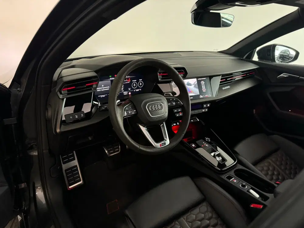 Audi RS3 2.5 TFSI quattro Pano uit 2022, foto 2