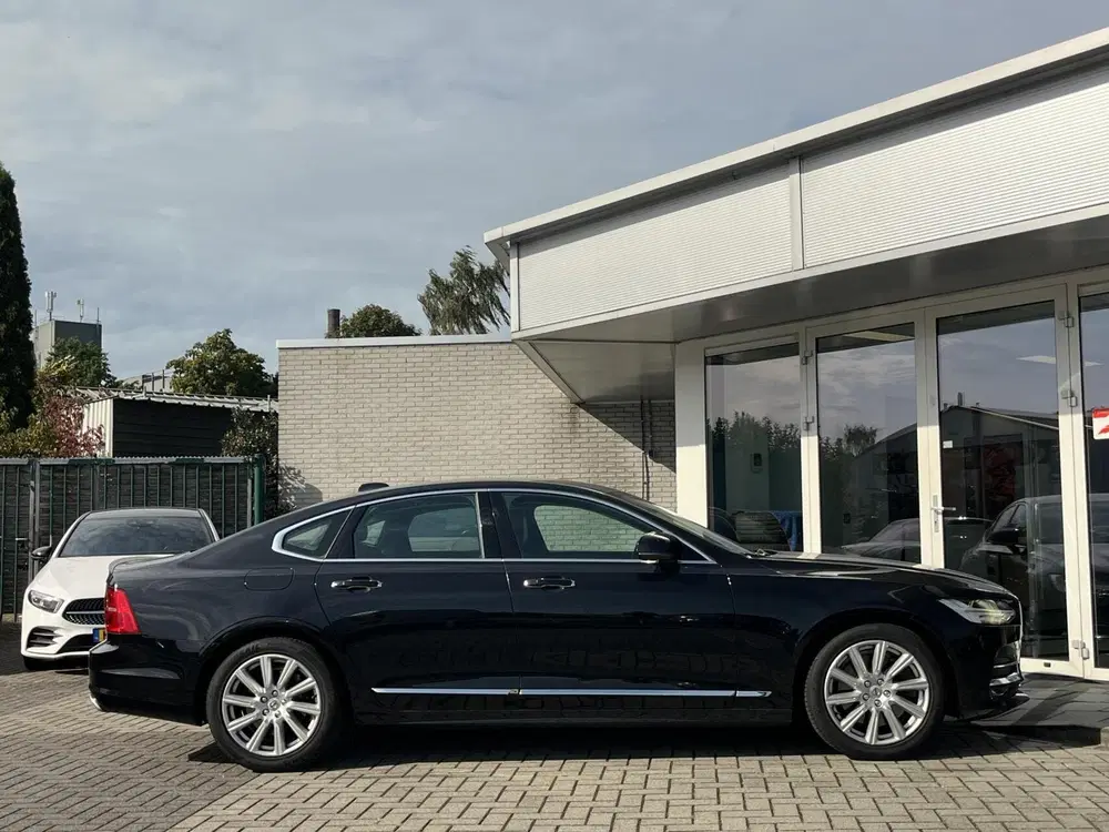 Volvo S90 2.0 T4 Inscription 190PK NL AUTO ACC+SPORT uit 2020, foto 3