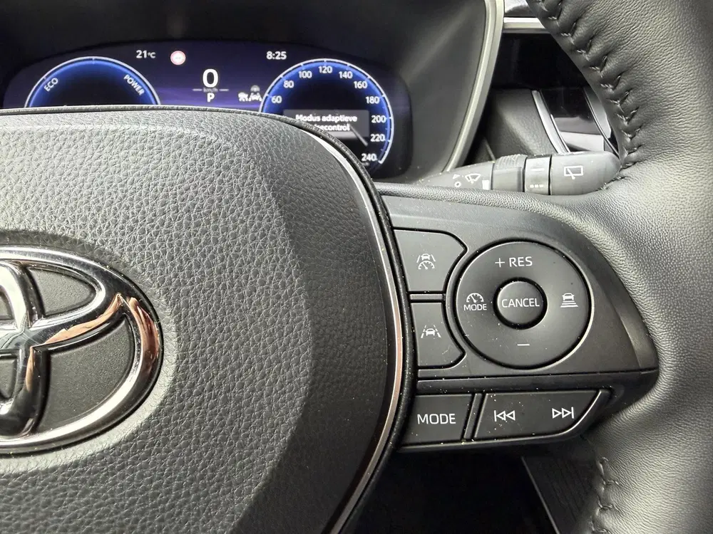 Toyota Corolla Cross Hybrid 140 Dynamic DODEHOEK DETECTIE uit 2025, foto 13