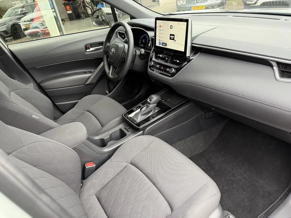 Toyota Corolla Cross Hybrid 140 Dynamic DODEHOEK DETECTIE uit 2025, foto 9
