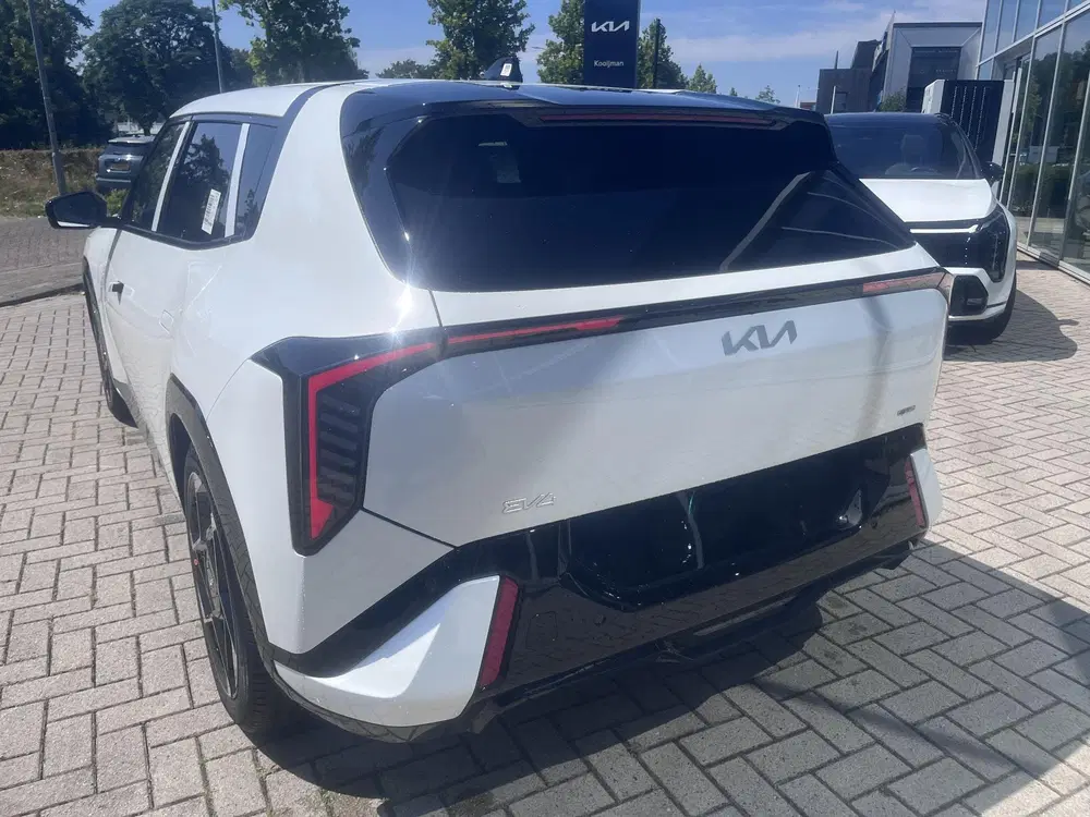 Kia EV4 GT-Line 81.4 kWh VOORRAAD DEALS EXTRA INRU uit 2026, foto 2