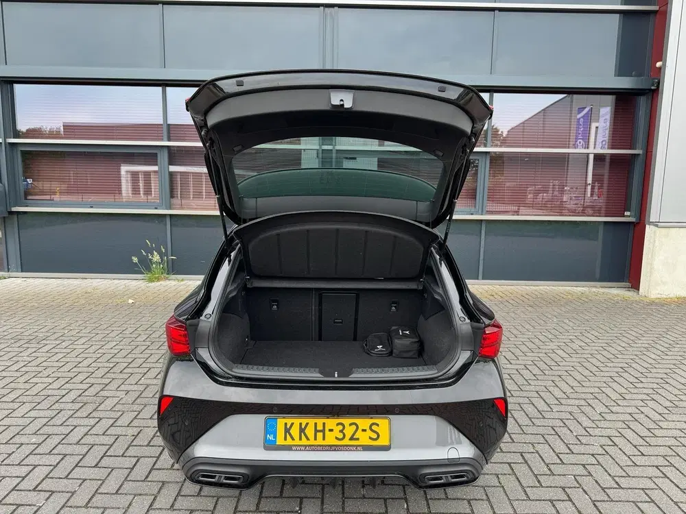 Cupra Leon 1.5 TSI e-Hybrid Business uit 2024, foto 10