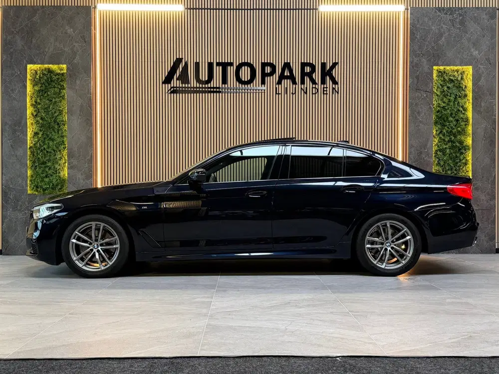 BMW 5-serie 520i M-Sport uit 2020, foto 3
