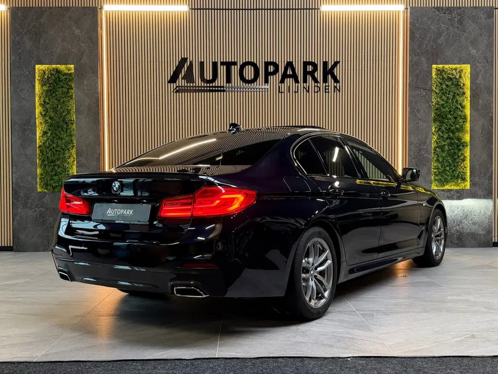 BMW 5-serie 520i M-Sport uit 2020, foto 6
