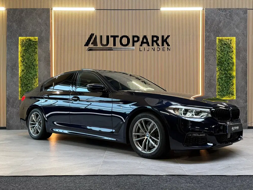 BMW 5-serie 520i M-Sport uit 2020, foto 8