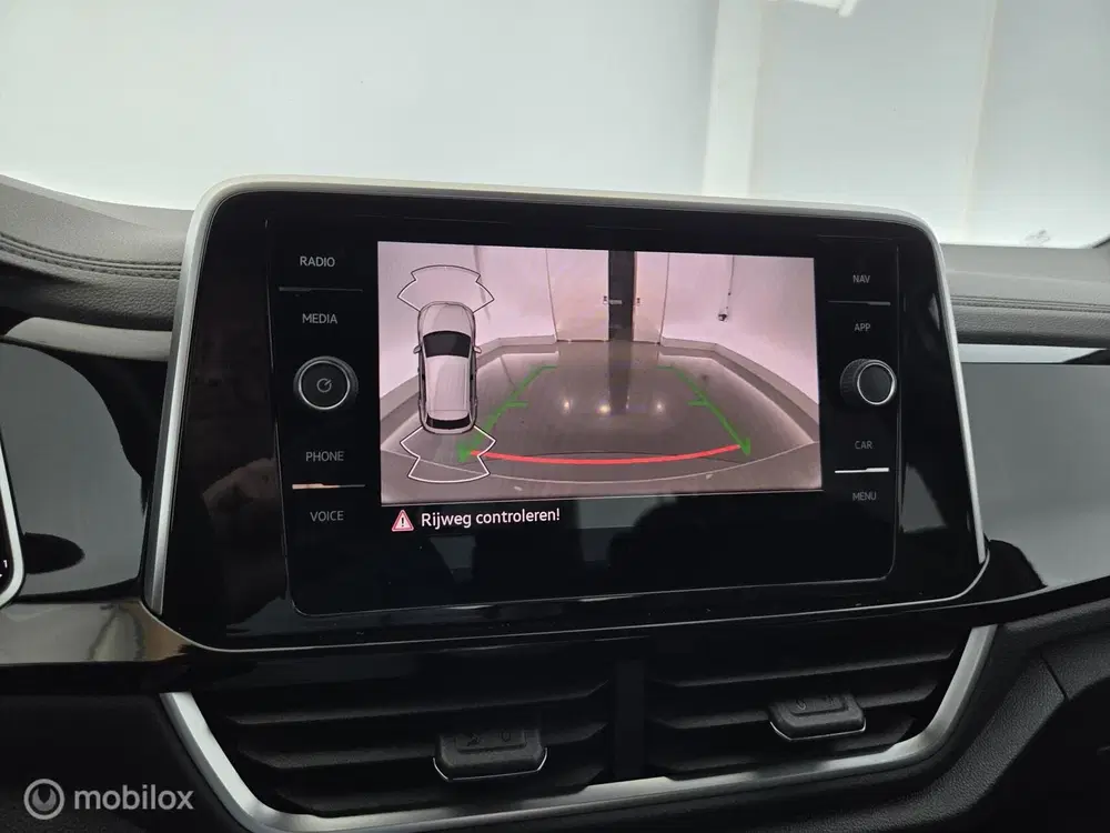 Volkswagen T-Roc 1.5 TSI R-Line Business+ trekhaak uit 2023, foto 10