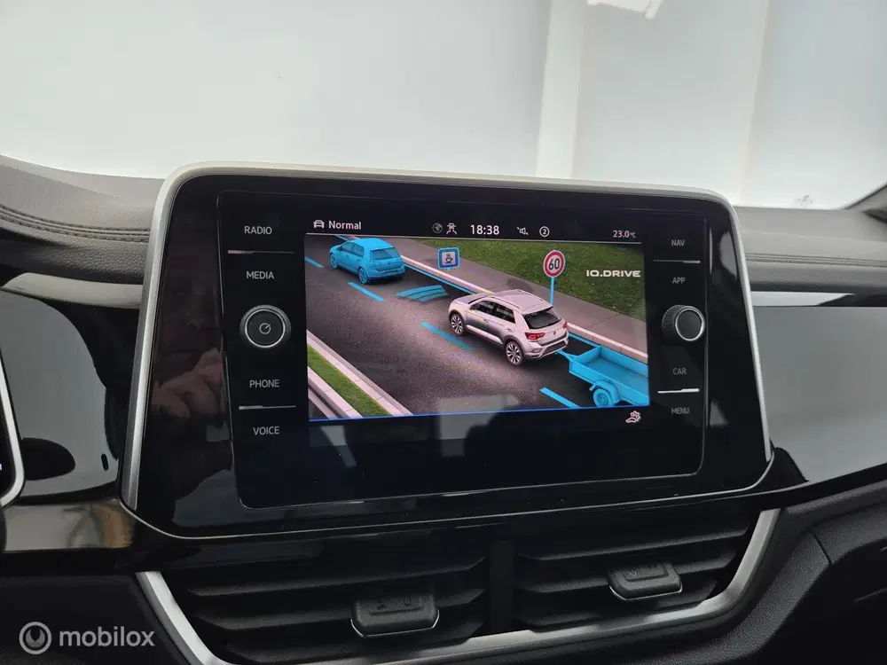 Volkswagen T-Roc 1.5 TSI R-Line Business+ trekhaak uit 2023, foto 11