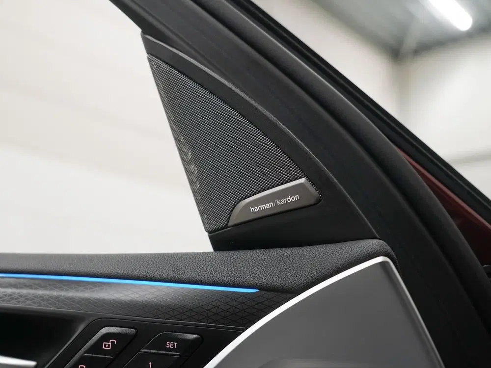 BMW iX3 80 kWh Panoramadak uit 2022, foto 14
