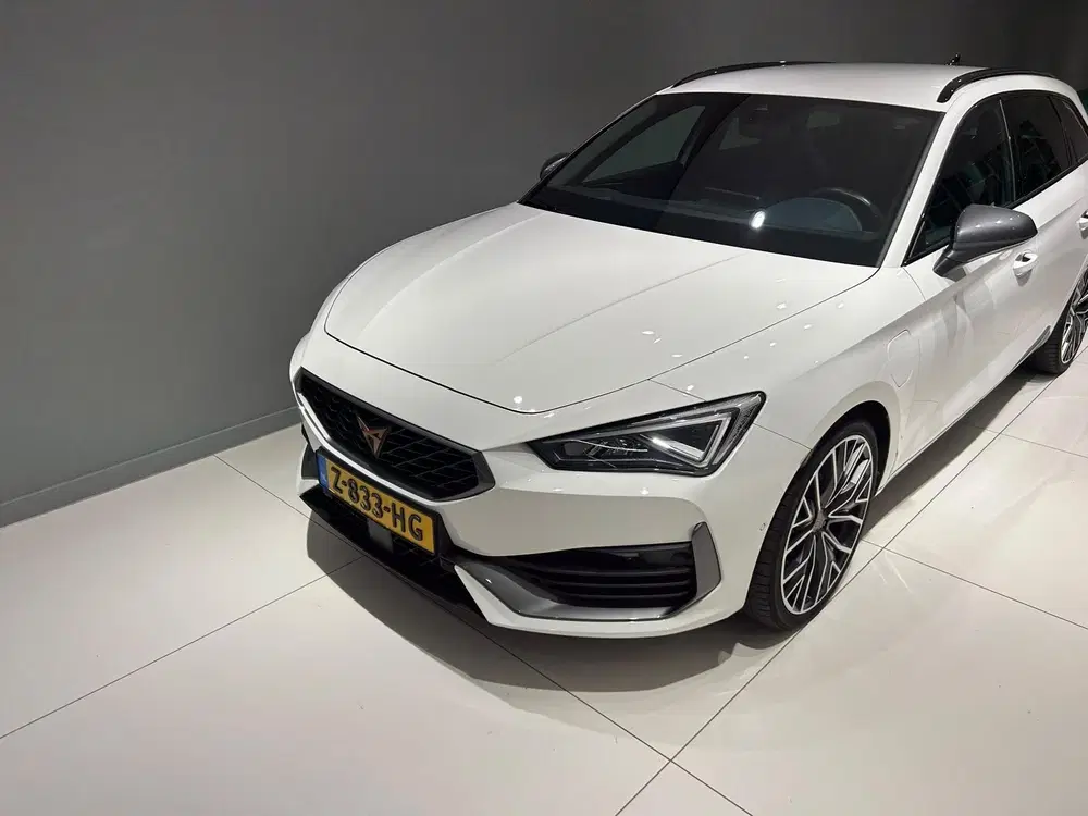 Cupra Leon 1.4 e-Hybrid 245pk DSG-6 Adrenaline uit 2021, foto 5