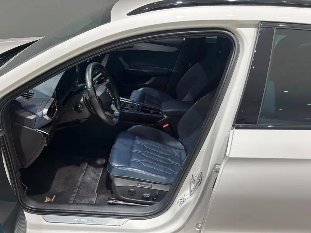 Cupra Leon 1.4 e-Hybrid 245pk DSG-6 Adrenaline uit 2021, foto 7