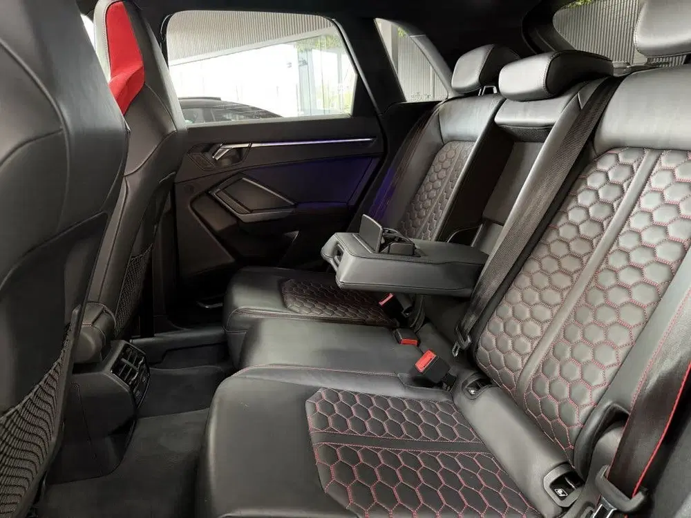Audi RS Q3 Sportback 2.5 TFSI Quattro PANO RS SEAT TR uit 2019, foto 14