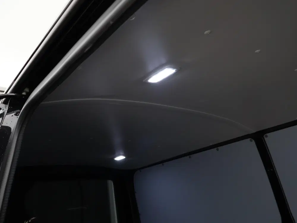 Volkswagen Transporter 2.0 TDI L2H1 HIGHLINE uit 2024, foto 10