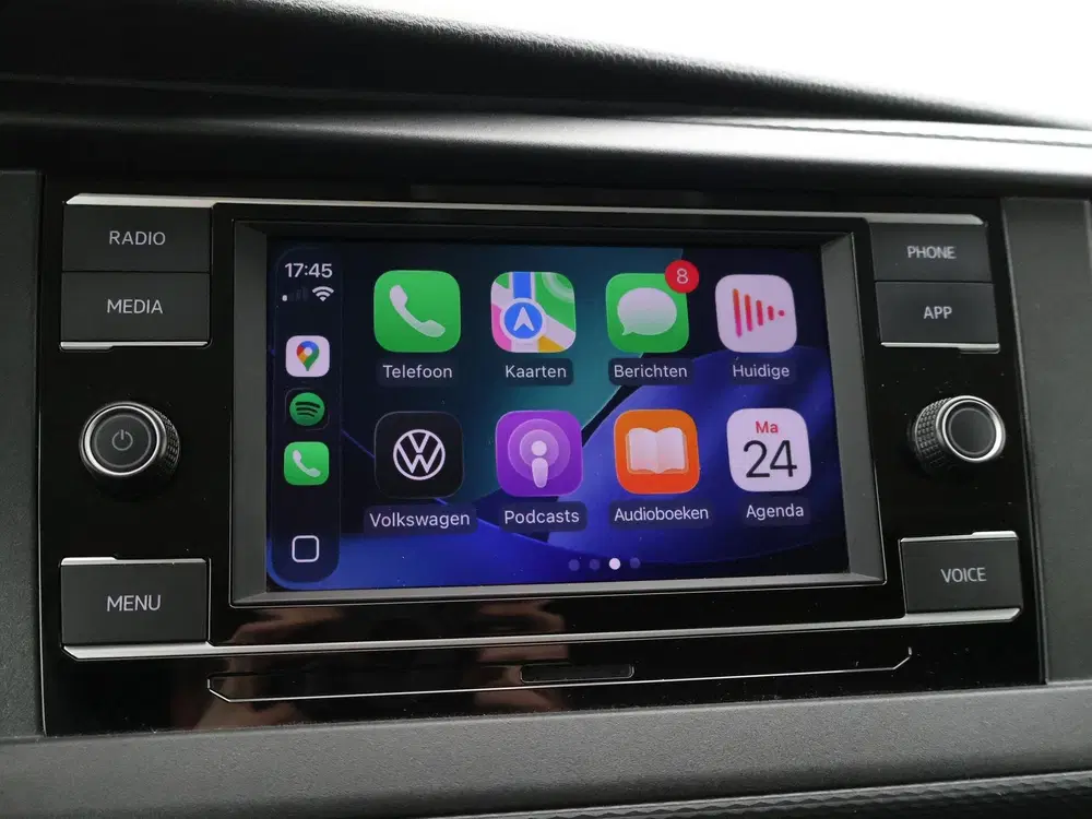 Volkswagen Transporter 2.0 TDI L2H1 HIGHLINE uit 2024, foto 13