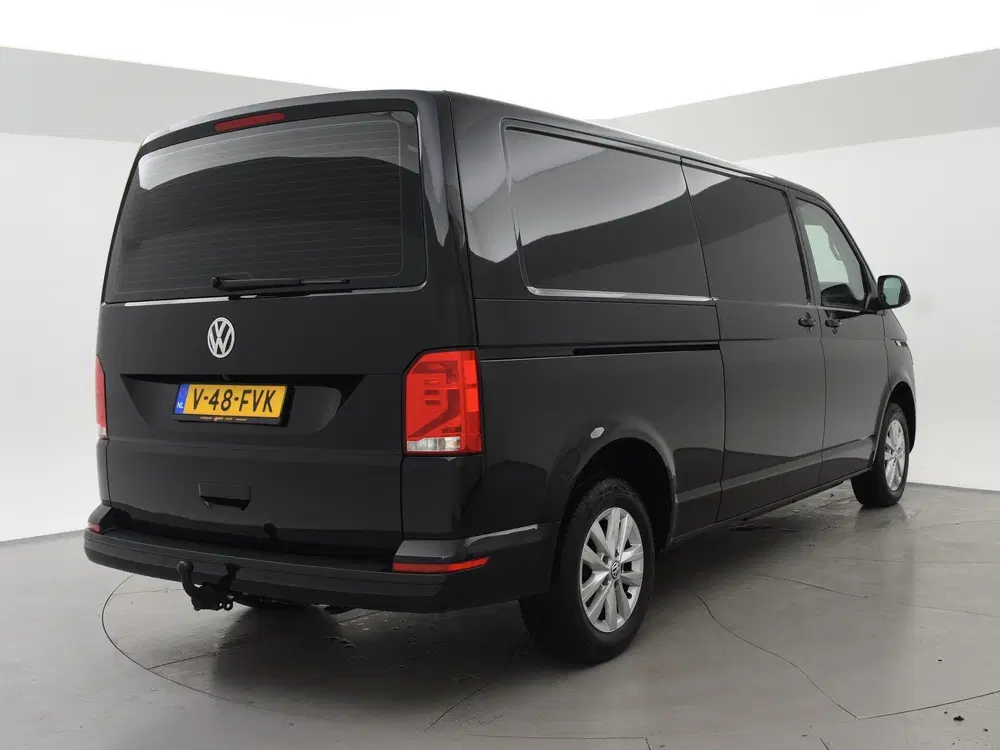 Volkswagen Transporter 2.0 TDI L2H1 HIGHLINE uit 2024, foto 2