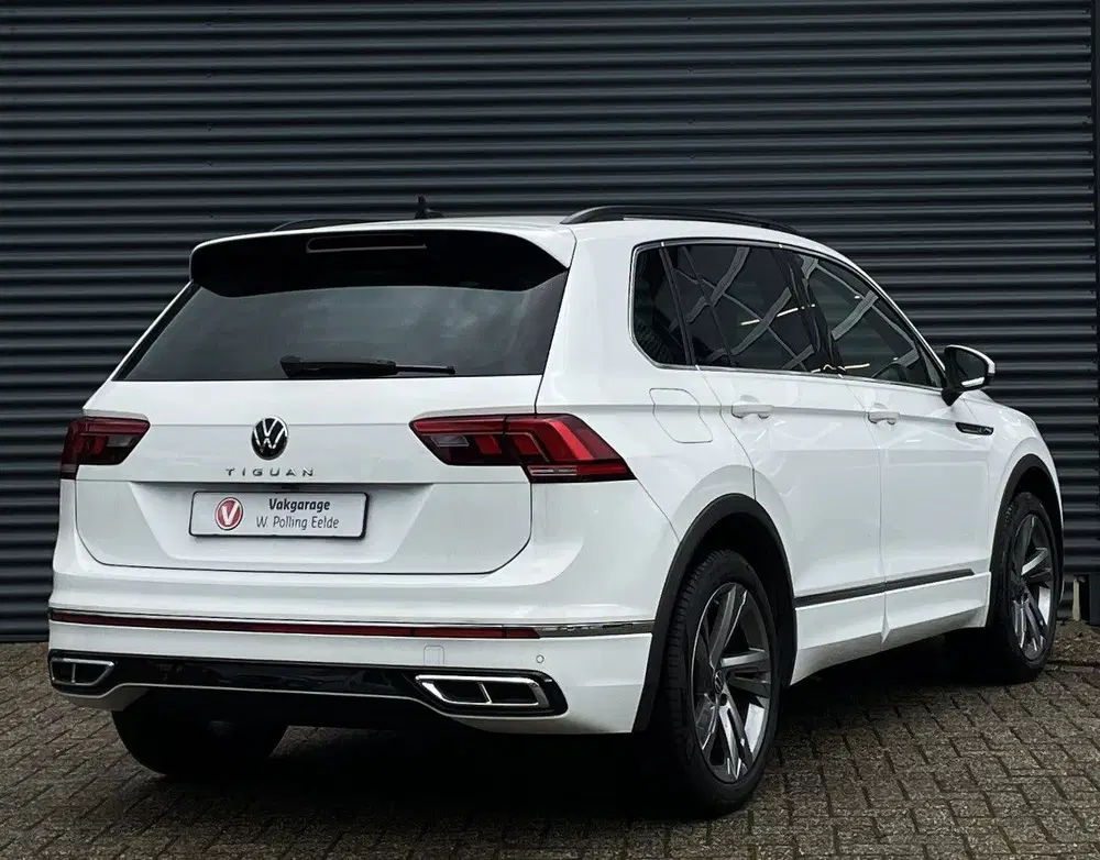 Volkswagen Tiguan 1.5 TSI 150pk 7-DSG 2X R-line uit 2022, foto 2