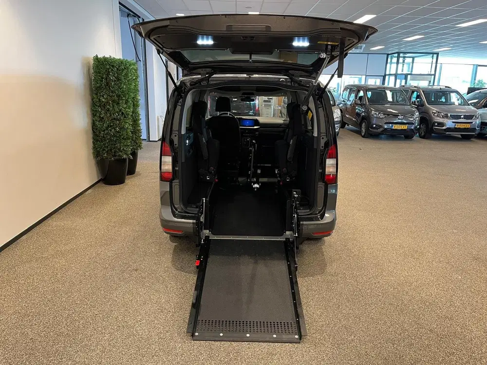 Ford Tourneo Connect L2 Rolstoelauto Automaat Rolstoel uit 2026, foto 10