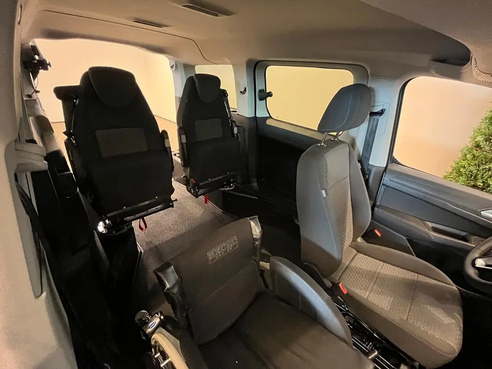 Ford Tourneo Connect L2 Rolstoelauto Automaat Rolstoel uit 2026, foto 12
