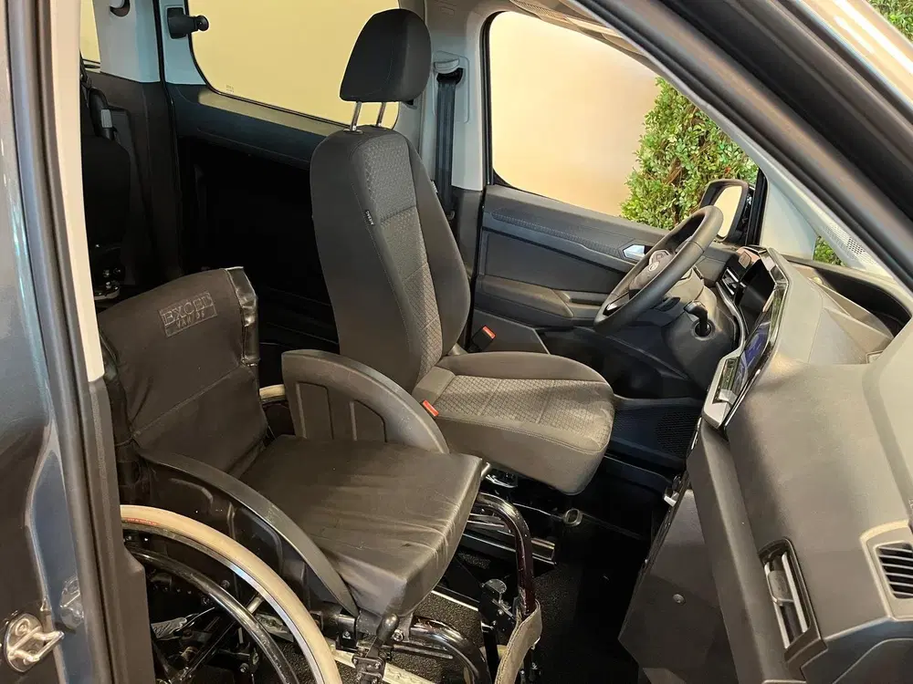 Ford Tourneo Connect L2 Rolstoelauto Automaat Rolstoel uit 2026, foto 14