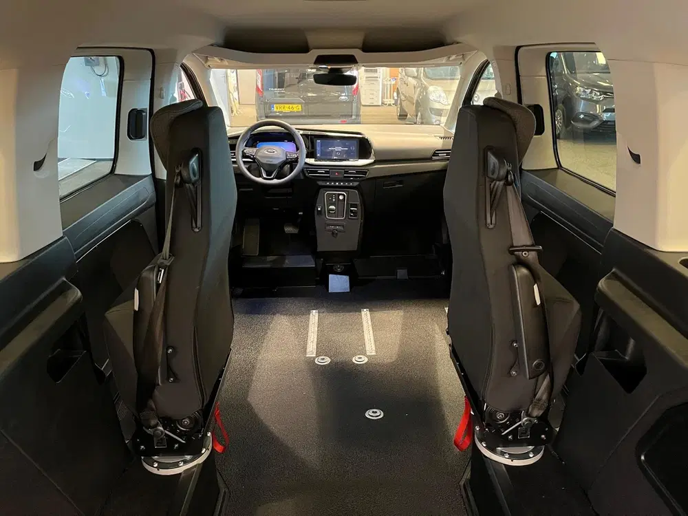 Ford Tourneo Connect L2 Rolstoelauto Automaat Rolstoel uit 2026, foto 8