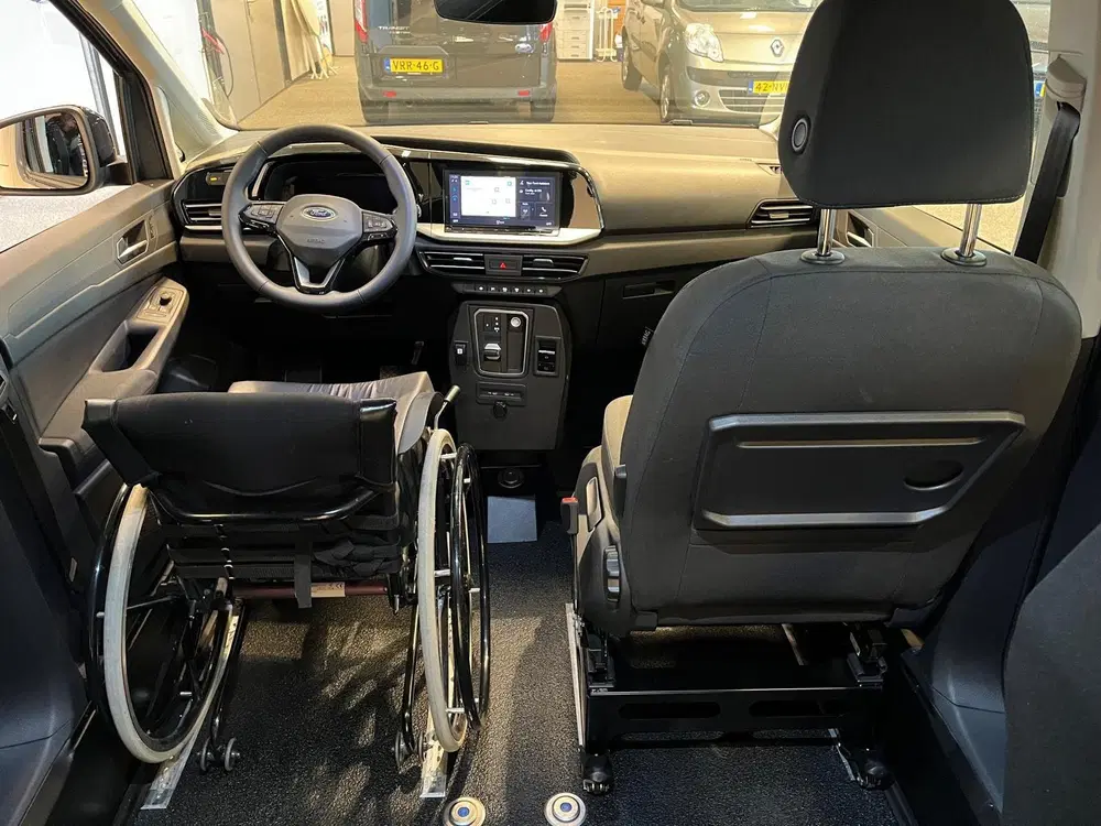 Ford Tourneo Connect L2 Rolstoelauto Automaat Rolstoel uit 2026, foto 9