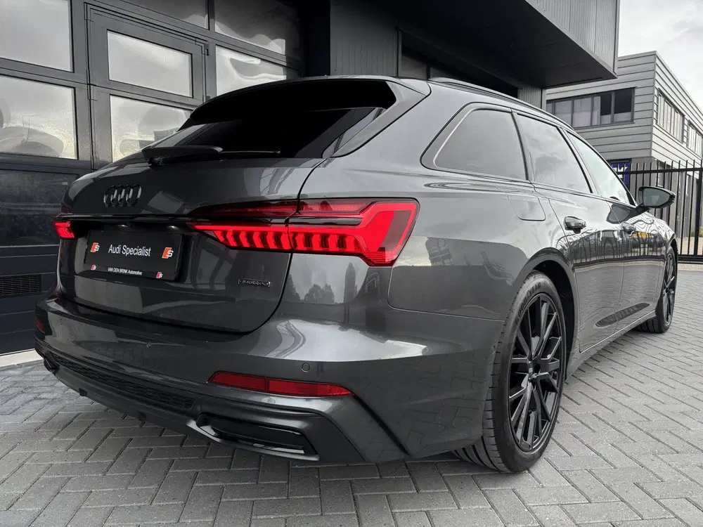 Audi A6 55 TFSIe quattro S-line Competition RS sea uit 2022, foto 3