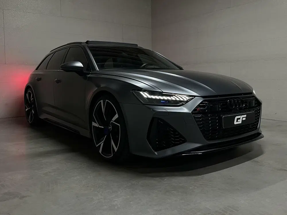 Audi RS6 Avant 4.0 TFSI Quattro Matgrijs Dynamic+ B uit 2020, foto 13