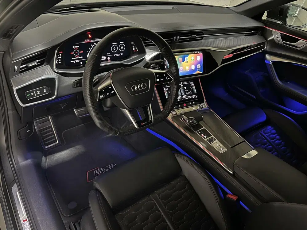 Audi RS6 Avant 4.0 TFSI Quattro Matgrijs Dynamic+ B uit 2020, foto 14
