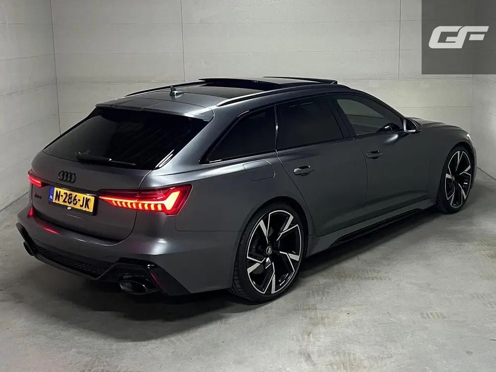 Audi RS6 Avant 4.0 TFSI Quattro Matgrijs Dynamic+ B uit 2020, foto 5
