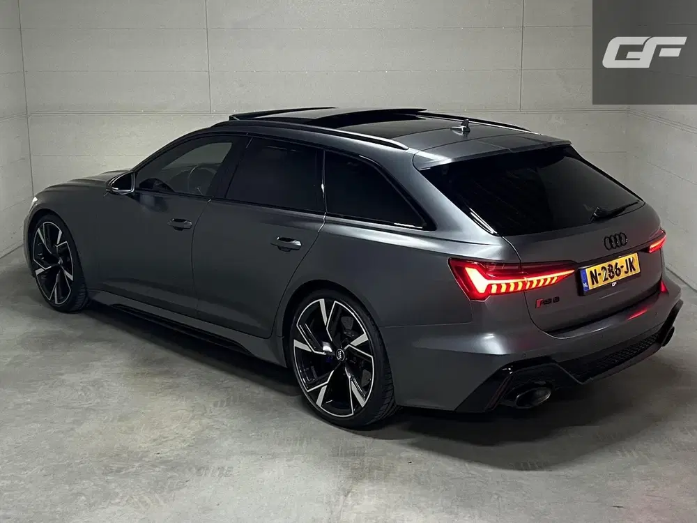 Audi RS6 Avant 4.0 TFSI Quattro Matgrijs Dynamic+ B uit 2020, foto 8