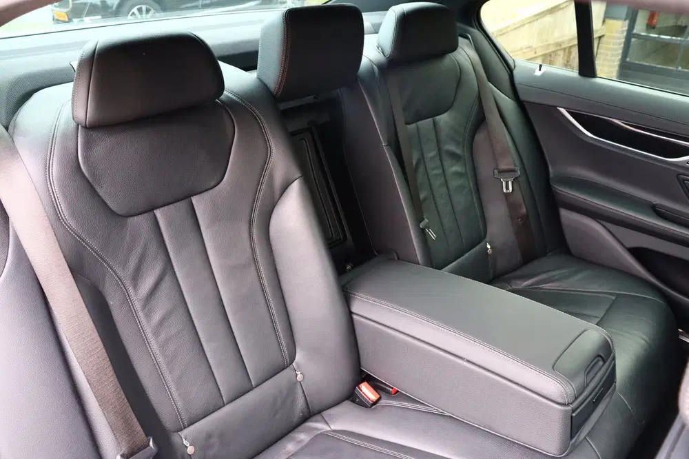 BMW 7-serie 740i High Executive M-Sport uit 2019, foto 12