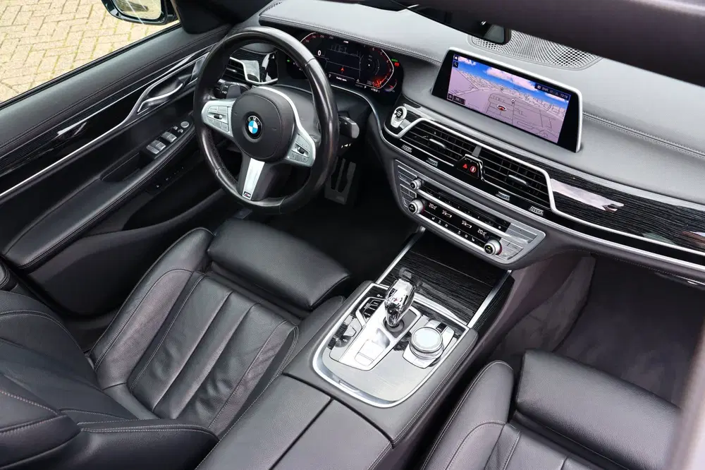 BMW 7-serie 740i High Executive M-Sport uit 2019, foto 13