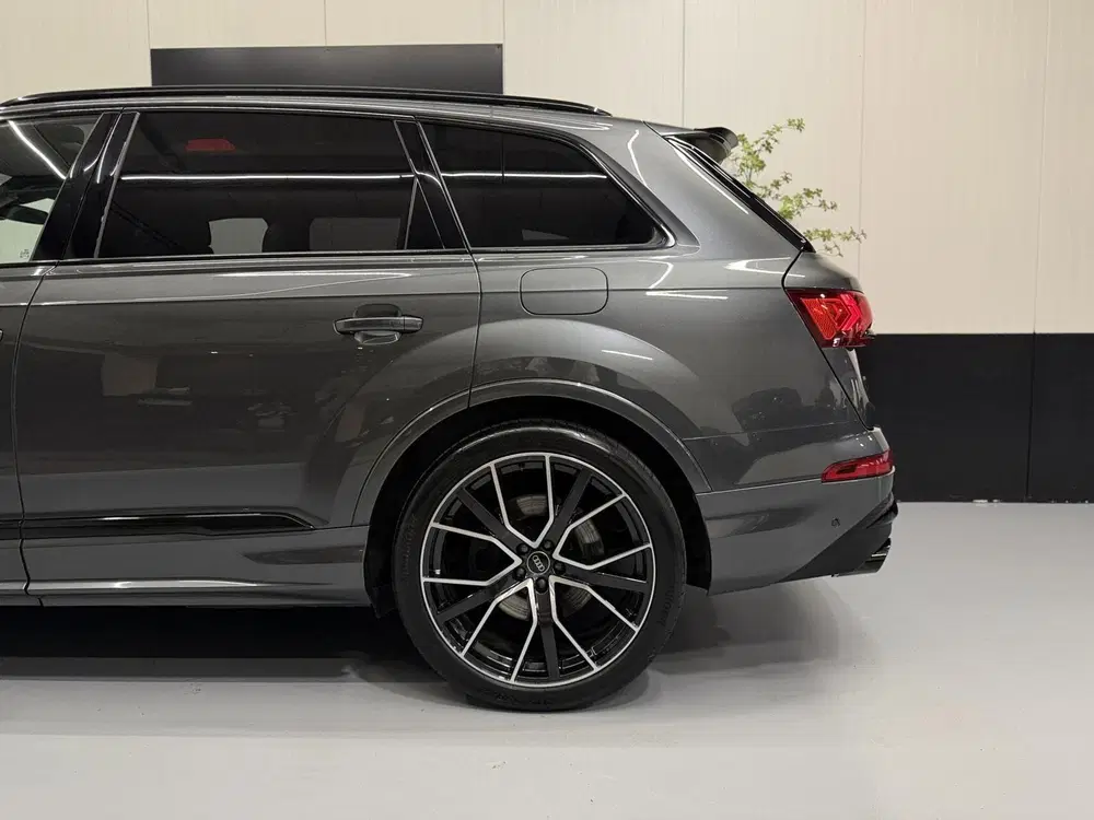 Audi Q7 55 TFSI e quattro Pro Line S uit 2020, foto 13